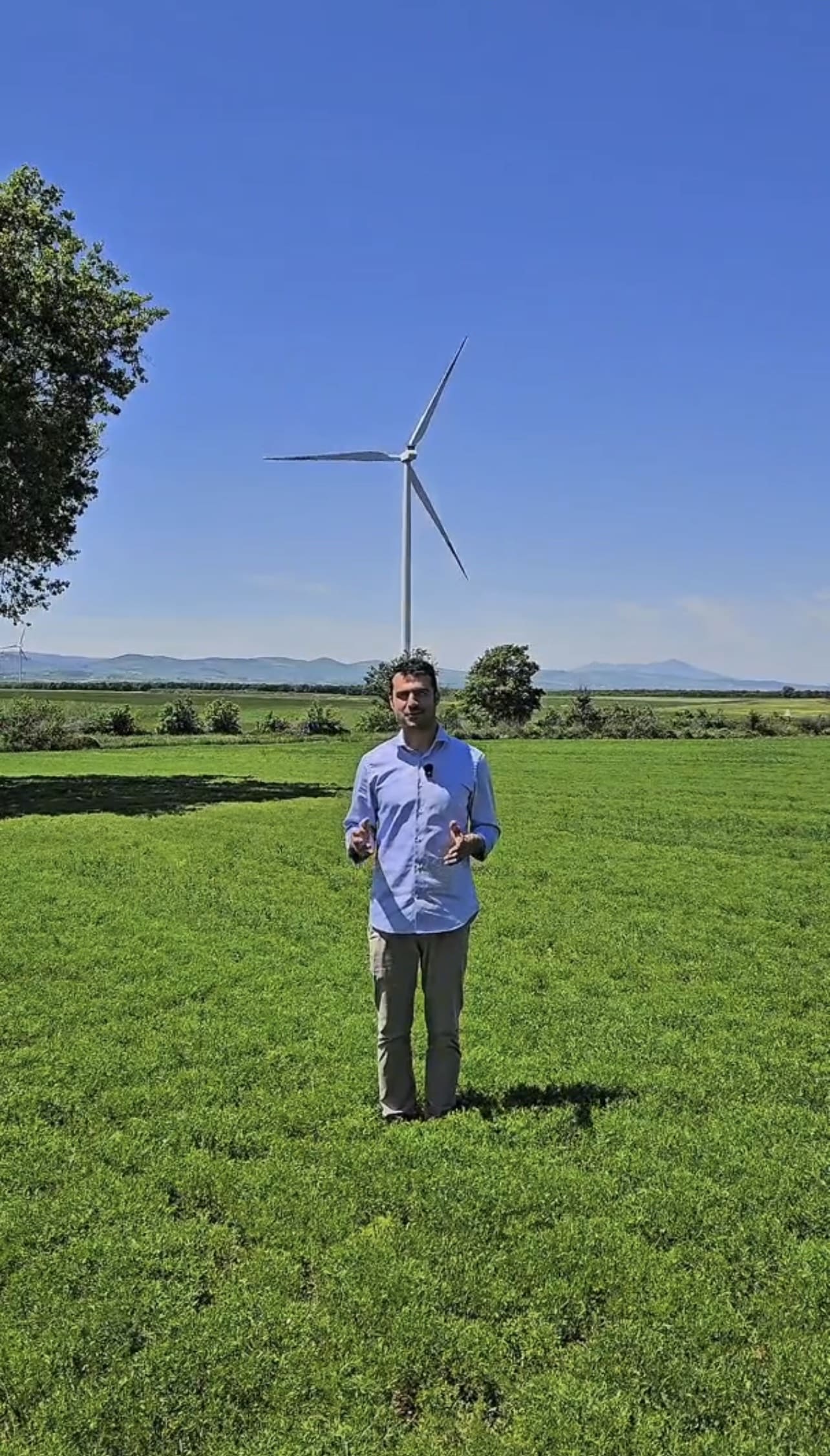 Carica il video: 